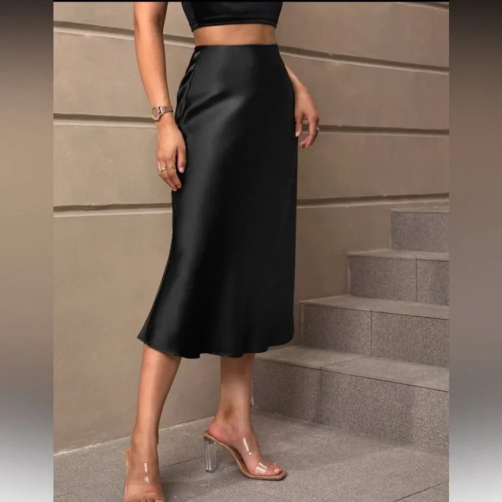 Shein Solid Midi Black Skirt Size XS